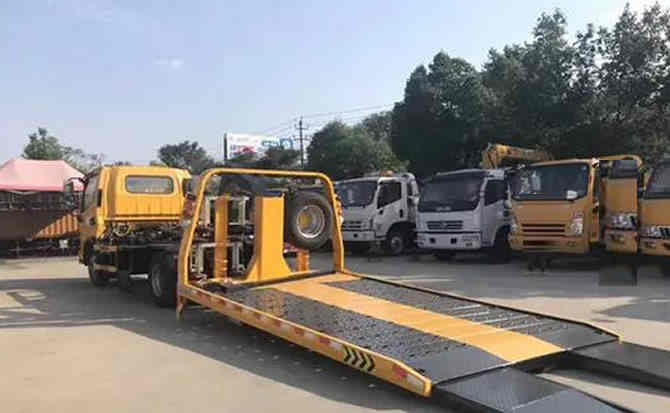 泉山区汽车中途维修案例
